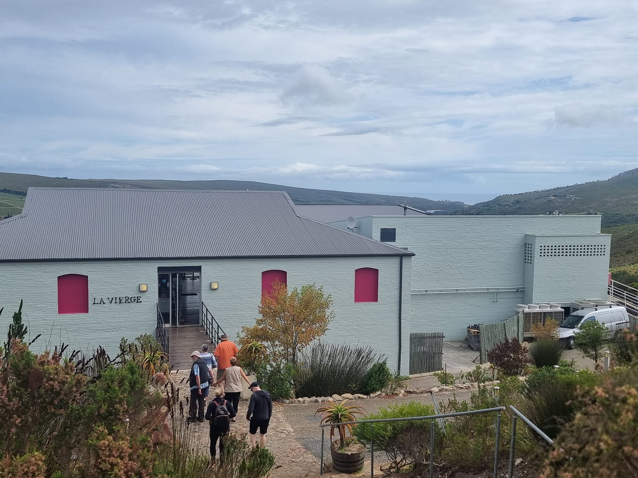 482245784_1231244038728040_6197834429111855365_n